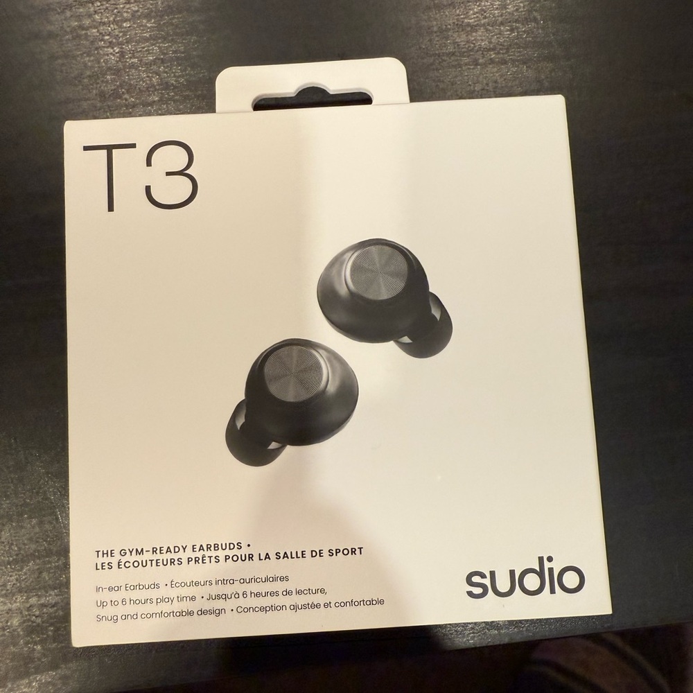 Studio T3 Black Earbud Headphones